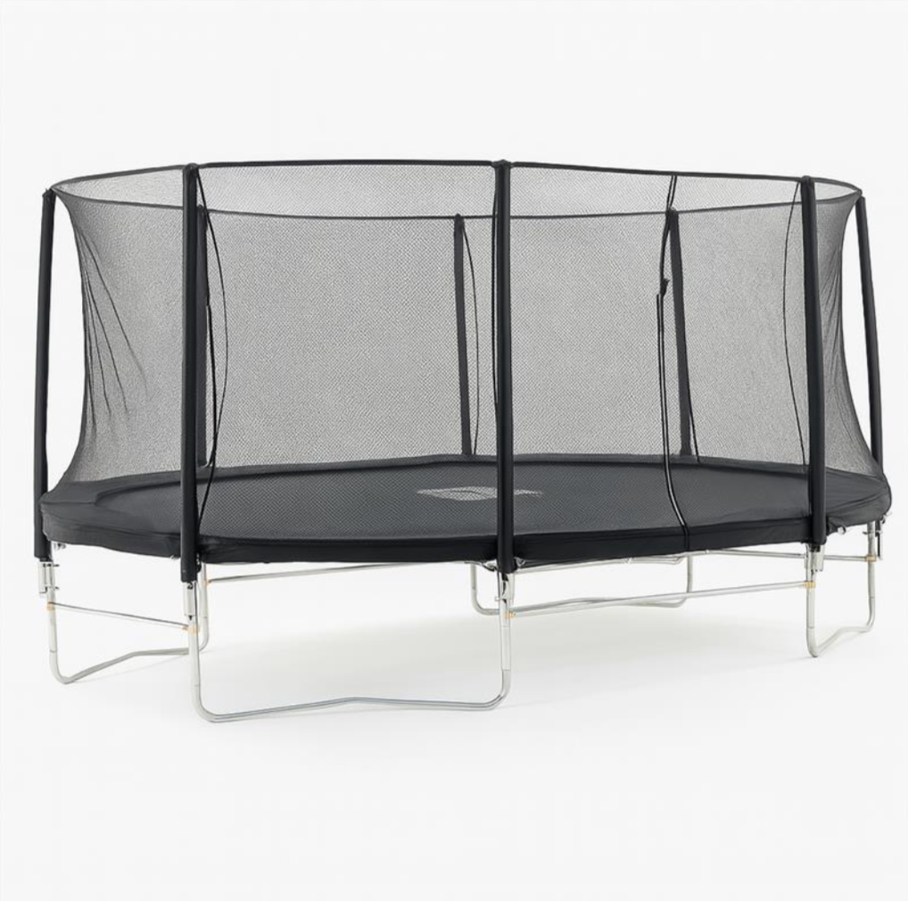 Stor oval trampoline | 3,05 � 4,88 m | Sikkerhetsnett | Stabil st�lramme | Svart