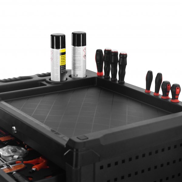 Mont�rsvogn med fire skuffer og underskap