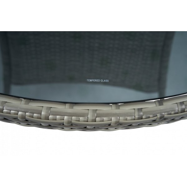 Spisegruppe Tylösand grå – 6 sitteplasser | Rundt bord Ø135 cm og 6 stoler med puter Spisegruppe Tylösand grå – 6 sitteplasser | Rundt bord Ø135 cm og 6 stoler med puter