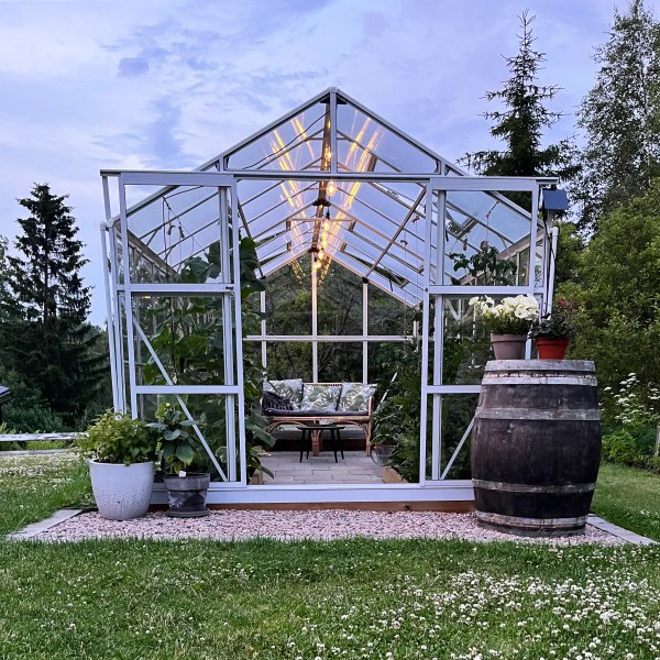 Drivhus 12,7m� | 5 �rs stormgaranti | 4 mm sikkerhetsglass