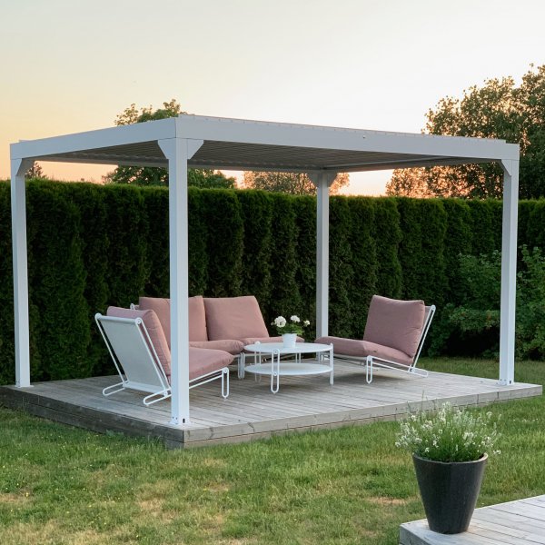 Hvit Pergola Premium | Åpningsbare lameller Hvit Pergola Premium | Åpningsbare lameller
