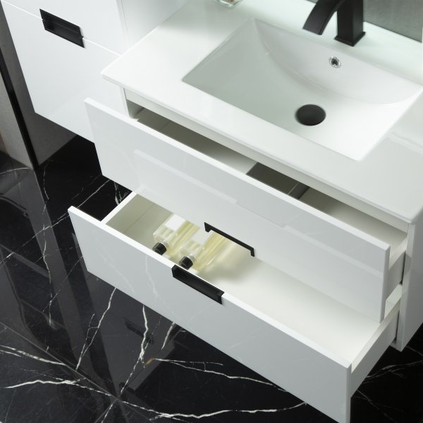 Baderomspakke | Kommode, skjenk og LED-speil | Mikser inkludert Baderomspakke | Kommode, skjenk og LED-speil | Mikser inkludert