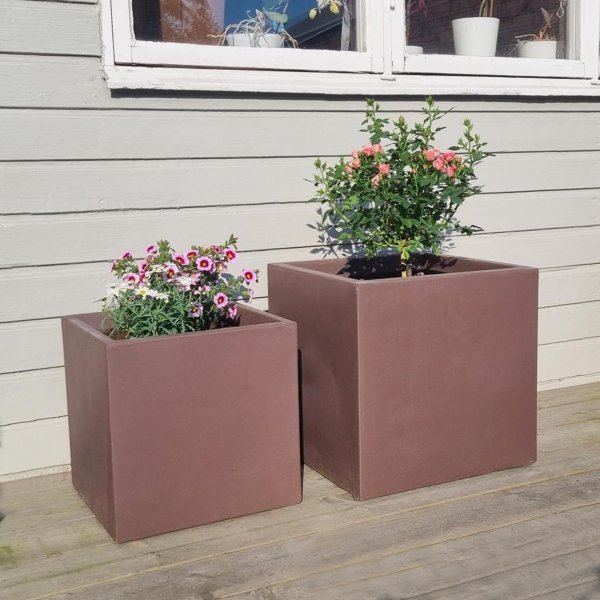 Fiberarmerte utepotter - Mørkebrun - 2-pak Fiberarmerte utepotter - Mørkebrun - 2-pak