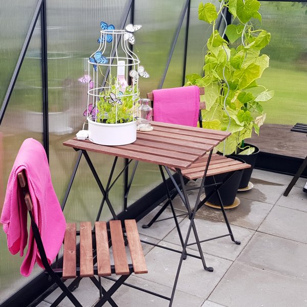 Drivhus 8,9m² | Høy dyrkingshøyde | 6 mm kanalplast Drivhus 8,9m² | Høy dyrkingshøyde | 6 mm kanalplast