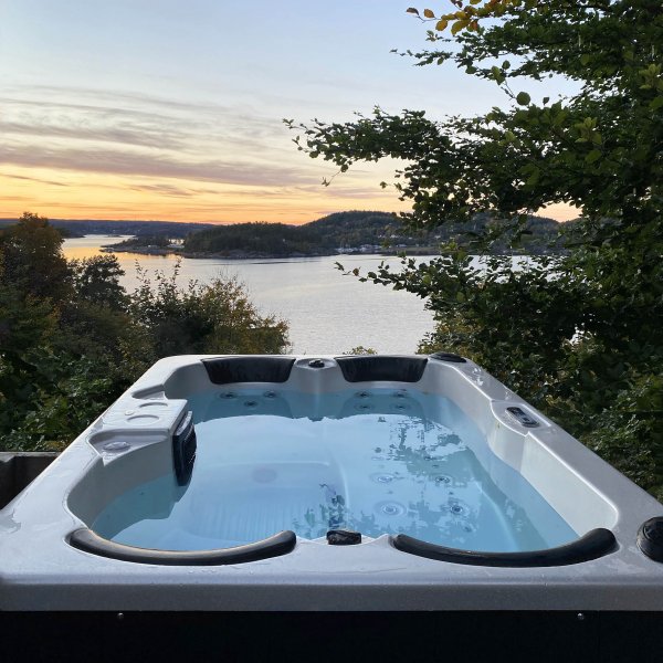 Spabad Relaxio - 4 personer | Lyfco