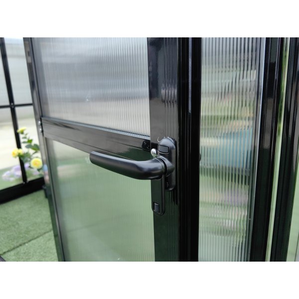 Drivhus 18m� Premium | Ekstra h�y dyrkingsh�yde | 6mm kanalplast | Svart