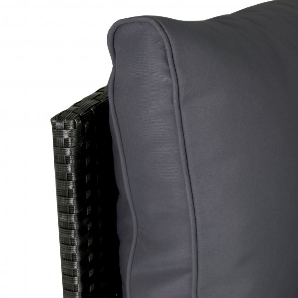 Stor rund loungesett med innebygd oppbevaring til puter - 6 sitteplasser Stor rund loungesett med innebygd oppbevaring til puter - 6 sitteplasser