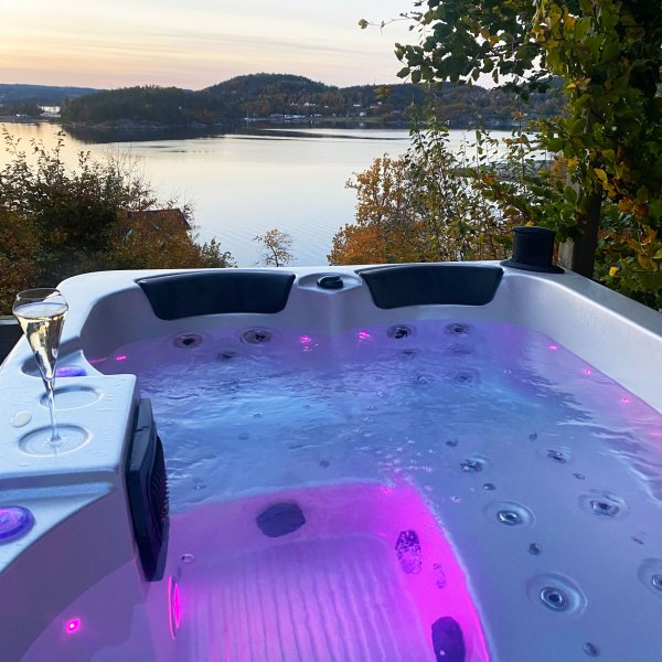 Spabad Relaxio - 4 personer | Lyfco