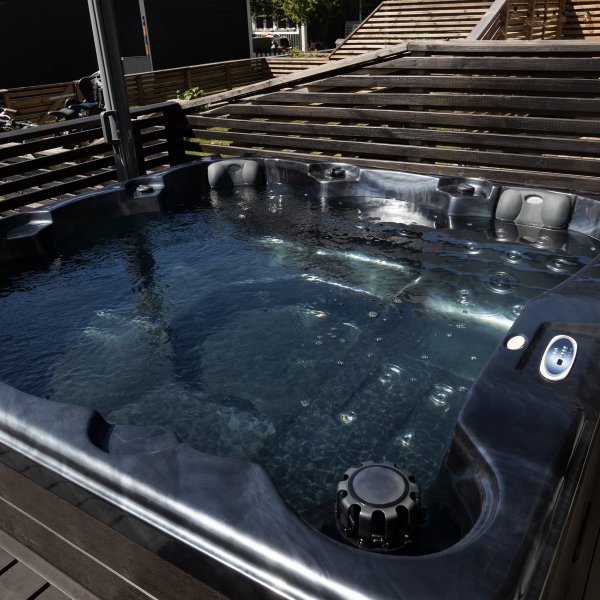 Spabad - Poseidon Blackline Spabad - Poseidon Blackline