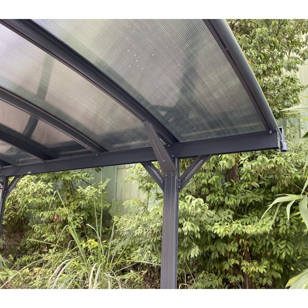 Carport 17m� | Aluminiumramme med kanalplasttak | Holdbar design