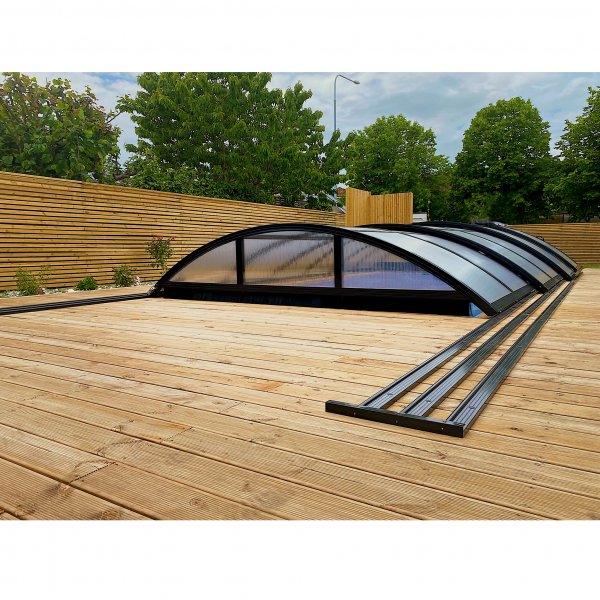 Bassengtak 3x6m med sidedør | Solid 4 mm polykarbonat | Svart Bassengtak 3x6m med sidedør | Solid 4 mm polykarbonat | Svart