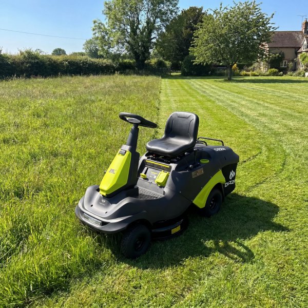 Sittegressklipper 224cc Loncin | 26\\\" klippebredde | Elstart | 4 gir | Bakhjulsdrift Sittegressklipper 224cc Loncin | 26\\\" klippebredde | Elstart | 4 gir | Bakhjulsdrift