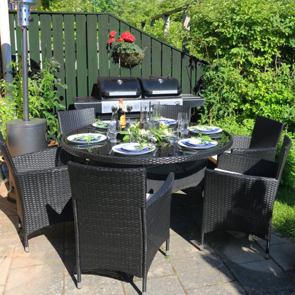 Rund utendrs spisegruppe | 6 stoler | Puter inkludert | Lyfco Tylesand