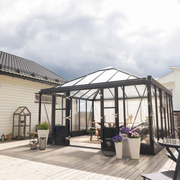 Orangeri og vinterhage 19,2m² | Firkantet premium drivhus Orangeri og vinterhage 19,2m² | Firkantet premium drivhus