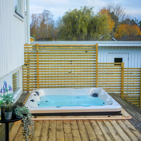 Spabad Poseidon - 5-6 personer | Lyfco Spabad Poseidon - 5-6 personer | Lyfco