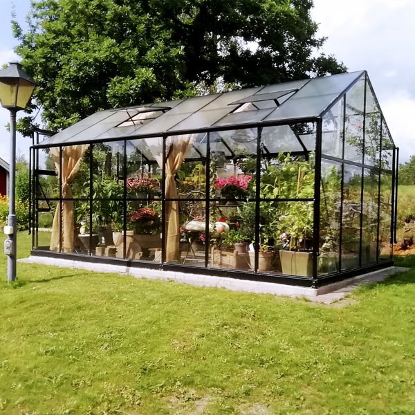 Drivhus i glass 11,1m² | 4mm sikkerhetsglass | 5 års stormgaranti Drivhus i glass 11,1m² | 4mm sikkerhetsglass | 5 års stormgaranti