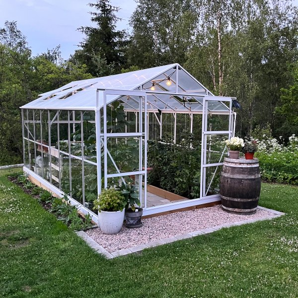 Drivhus 12,7m� | 5 �rs stormgaranti | 4 mm sikkerhetsglass