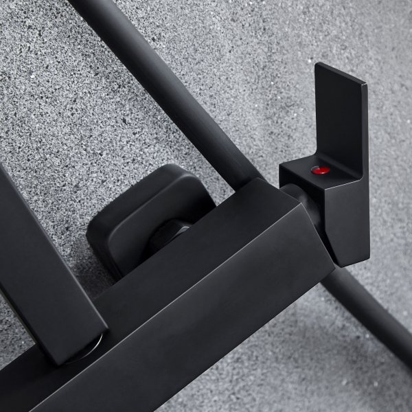 Komplett takdusjsett med hånddusj i kantet design | Svart Komplett takdusjsett med hånddusj i kantet design | Svart