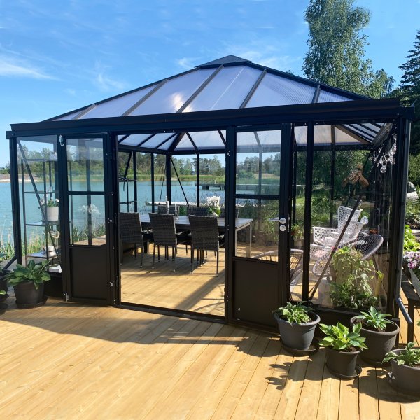 Orangeri og vinterhage 19,2m² | Firkantet premium drivhus Orangeri og vinterhage 19,2m² | Firkantet premium drivhus