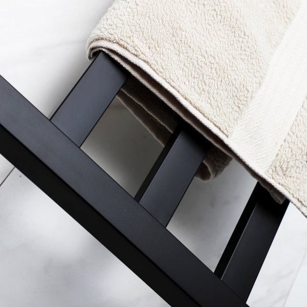 Elektrisk håndklestang 60x102,5x12cm | SC05 | Svart Elektrisk håndklestang 60x102,5x12cm | SC05 | Svart